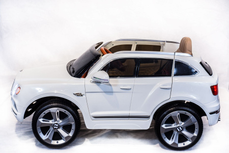 Электромобиль Bentley Bentayga Белый